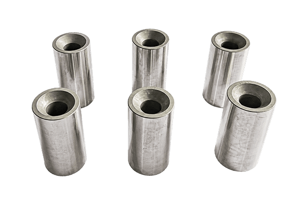 Six hollow piston pins for engine pistons